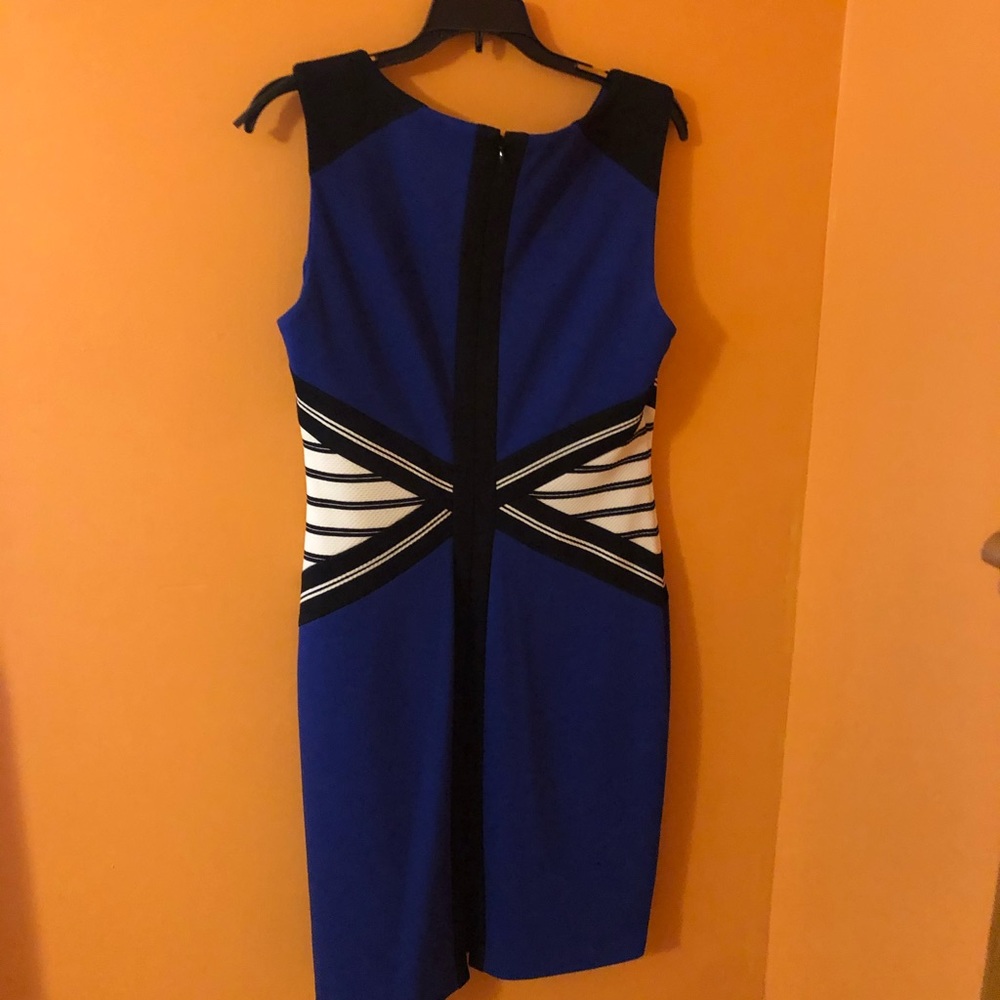 Ivanka Trump Dress - Picture 2 of 2